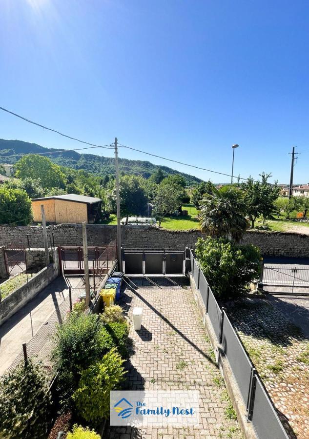 The Family Nest - Casetta Con Vista Vittorio Veneto Exterior foto